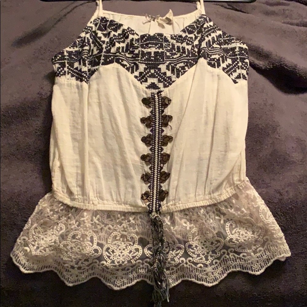 Super cute BKE tank